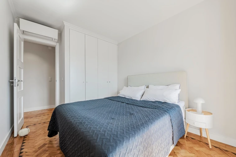 Apartamento T3 para Venda em Alvalade Foto 21
