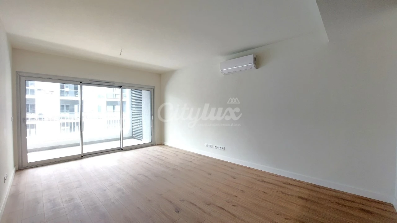 Apartamento T1 para Arrendamento em Seixal, Arrentela e Aldeia de Paio Pires Foto 5