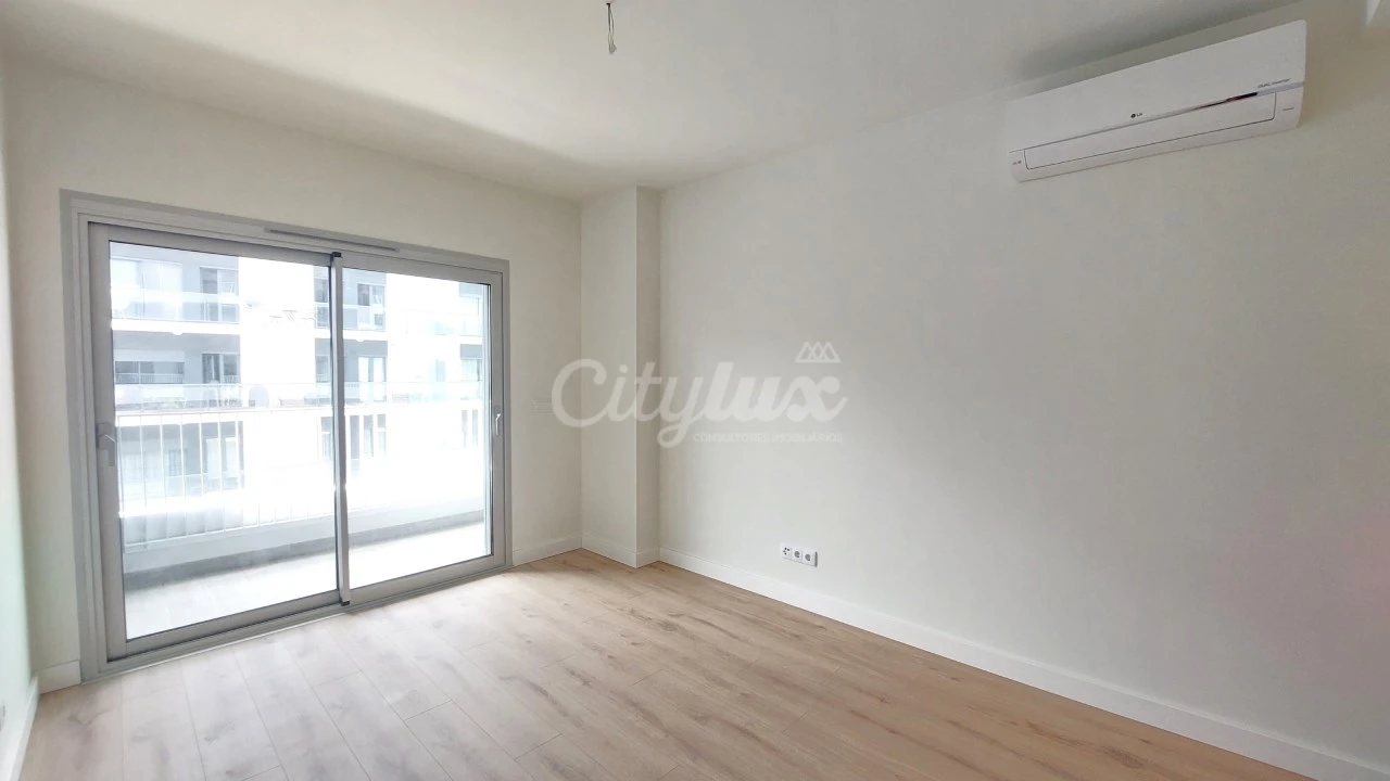 Apartamento T1 para Arrendamento em Seixal, Arrentela e Aldeia de Paio Pires Foto 10