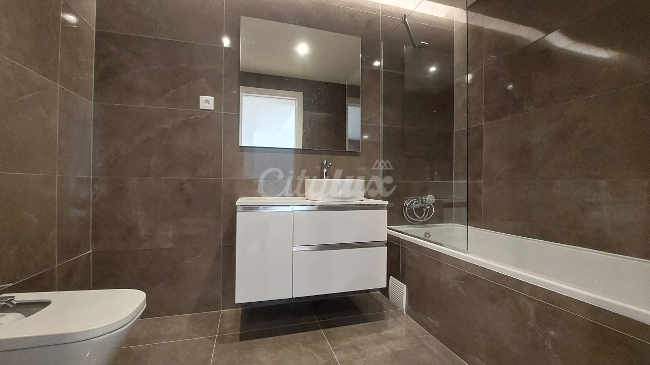 Apartamento T1 para Arrendamento em Seixal, Arrentela e Aldeia de Paio Pires Foto 13