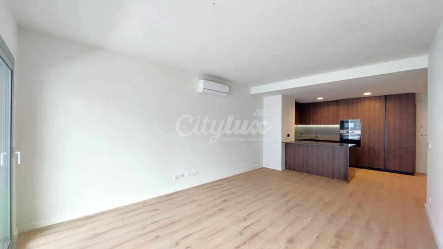 Apartamento T1 para Arrendamento em Seixal, Arrentela e Aldeia de Paio Pires Foto 4