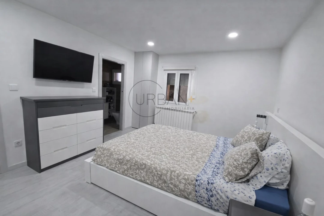 Moradia T2 para Venda em Barreiros e Cepões Foto 9