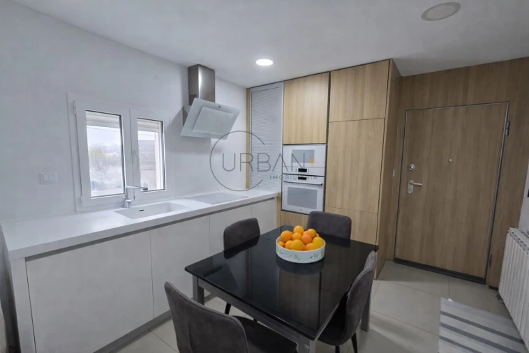 Moradia T2 para Venda em Barreiros e Cepões Foto 3