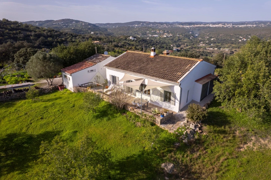 Moradia T3 para Venda em Conceição e Estoi Foto 1