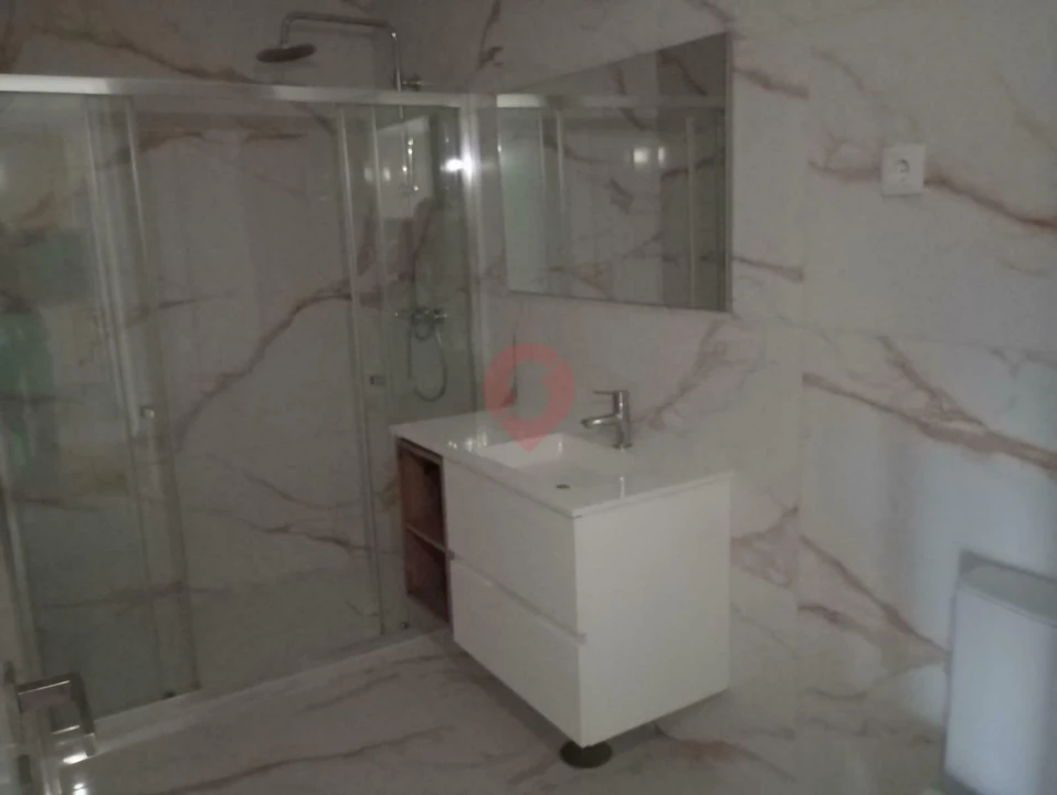 Apartamento T1 para Venda em Arcos de Valdevez (São Paio) e Giela Foto 8