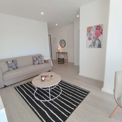 Apartamento T3 para Venda em São Domingos de Benfica Foto 7