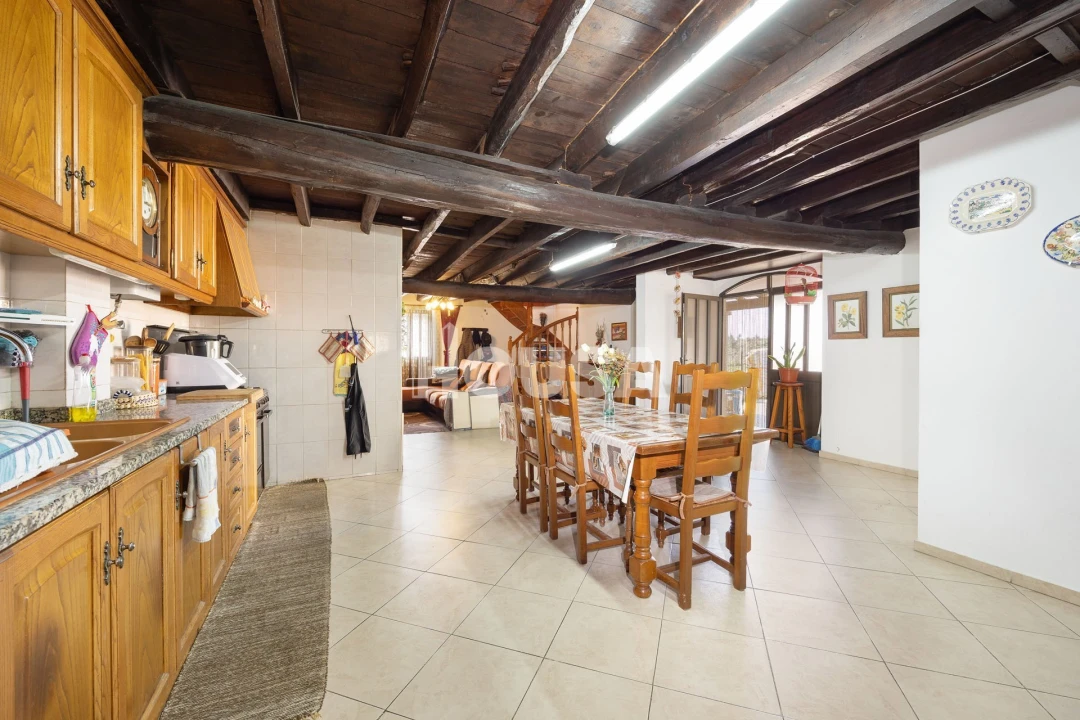 Moradia T3 para Venda em Colmeias e Memória Foto 9