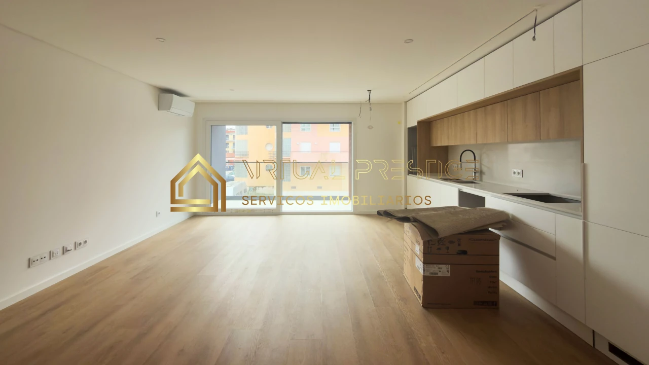 Apartamento T1 para Venda em Costa da Caparica Foto 15