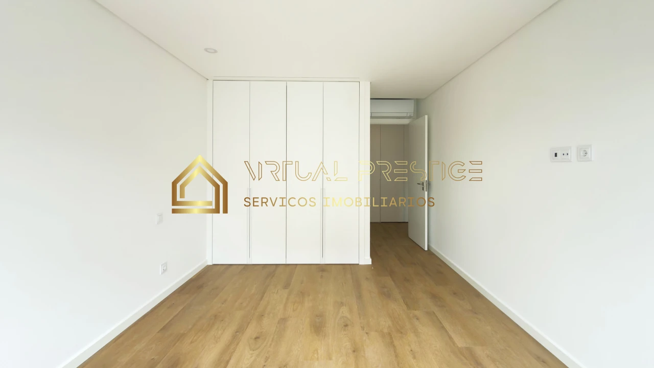 Apartamento T1 para Venda em Costa da Caparica Foto 13