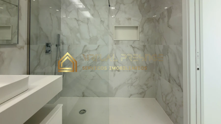 Apartamento T1 para Venda em Costa da Caparica Foto 9