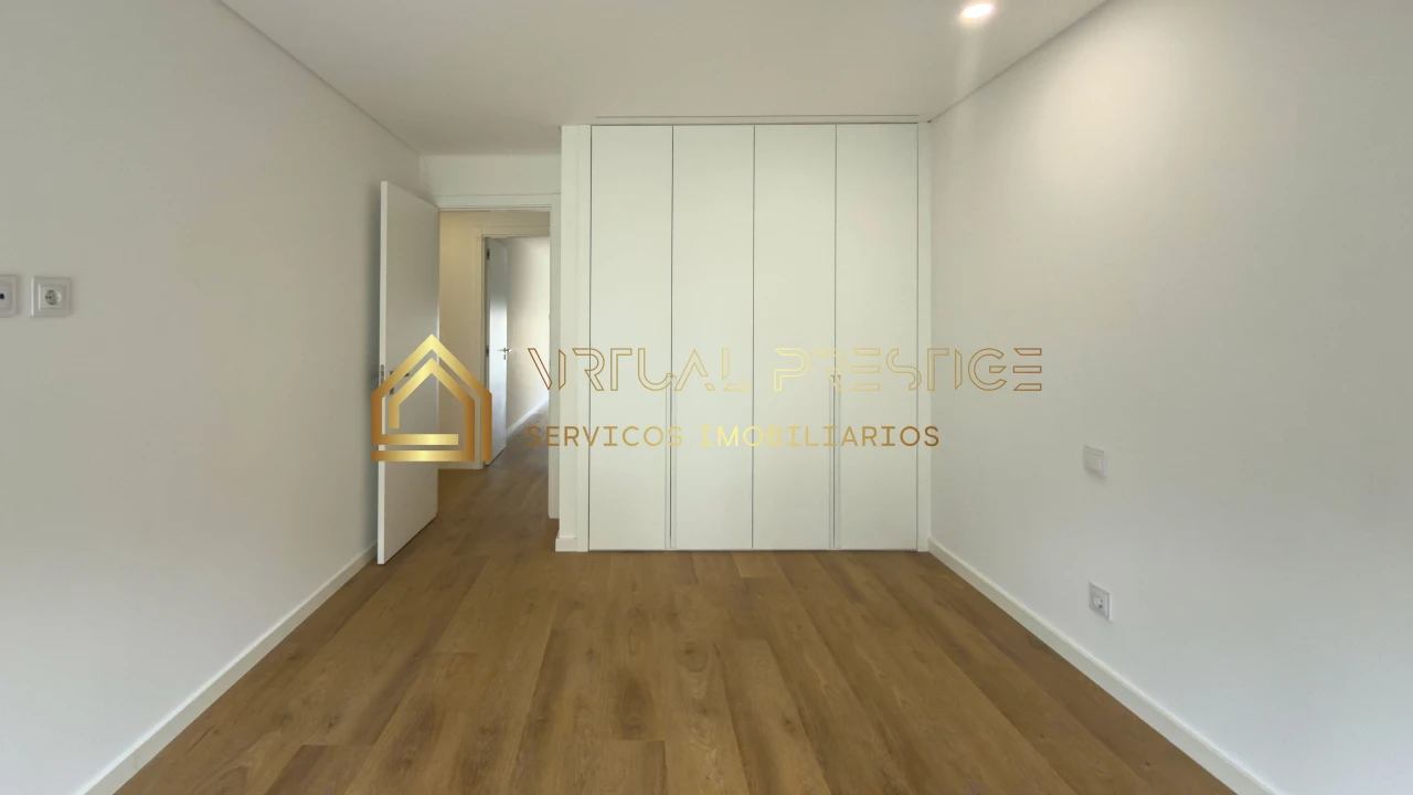 Apartamento T2 para Venda em Costa da Caparica Foto 12