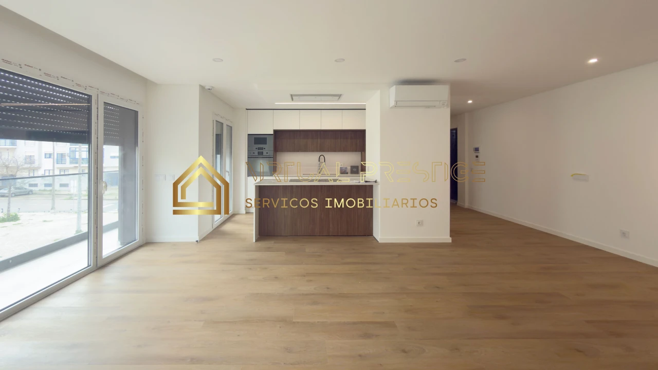 Apartamento T2 para Venda em Costa da Caparica Foto 2