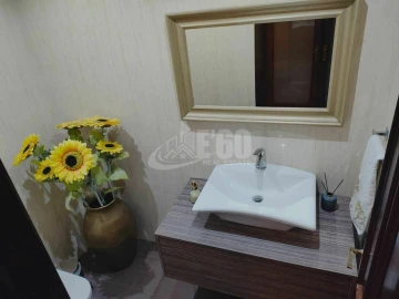 Moradia T5 para Venda em Arcozelo