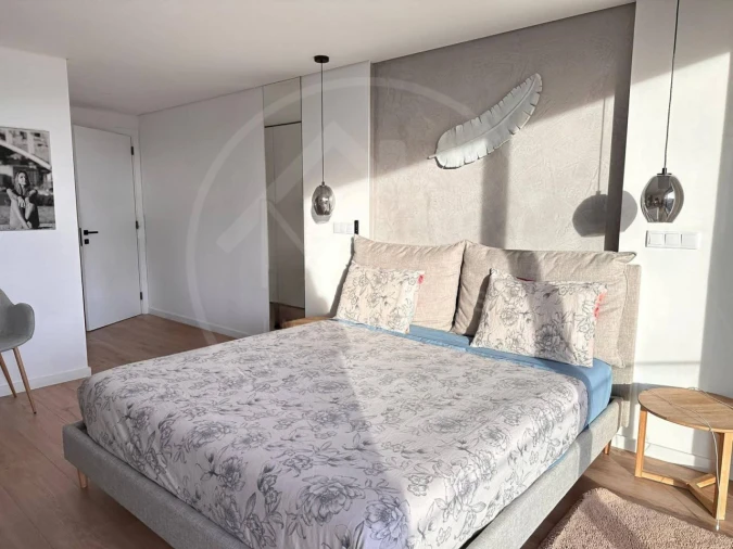 Moradia T3 para Venda em Santa Maria Maior Foto 12