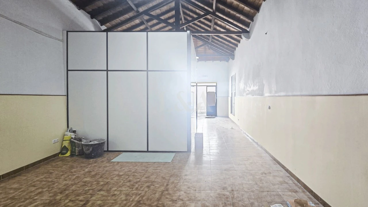 Armazém para Arrendamento em Tavira (Santa Maria e Santiago) Foto 4