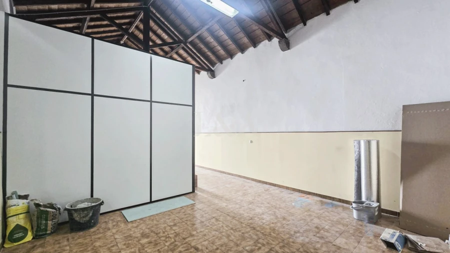 Armazém para Arrendamento em Tavira (Santa Maria e Santiago) Foto 5