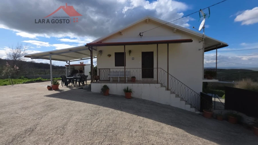 Moradia T3 para Venda em Bornes e Burga Foto 1