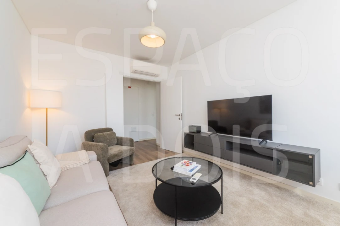 Apartamento T4 para Arrendamento em Arroios Foto 6