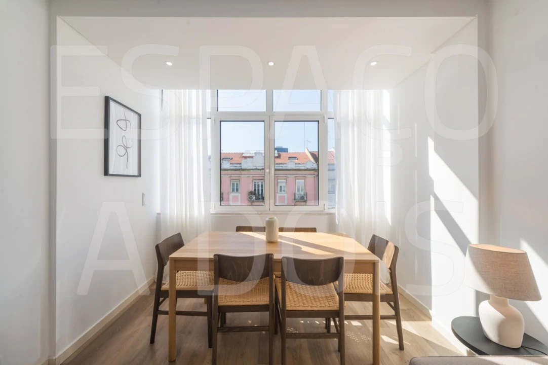 Apartamento T4 para Arrendamento em Arroios Foto 8