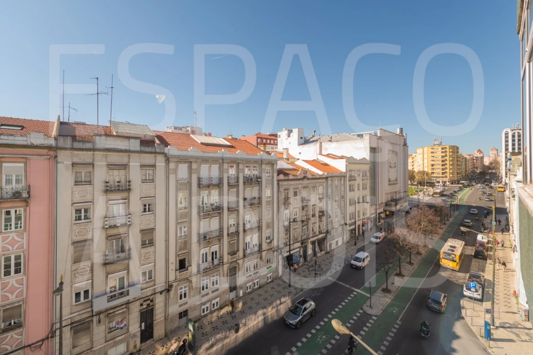 Apartamento T4 para Arrendamento em Arroios Foto 38