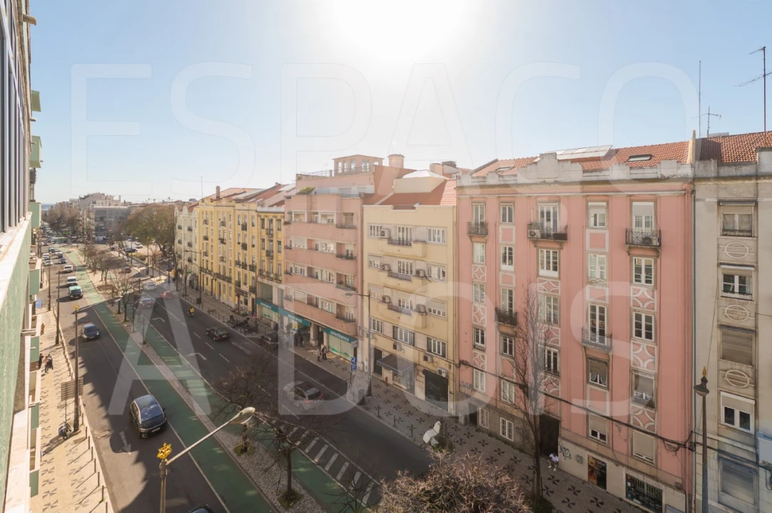 Apartamento T4 para Arrendamento em Arroios Foto 48