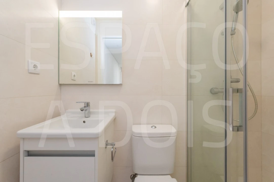 Apartamento T4 para Arrendamento em Arroios Foto 54