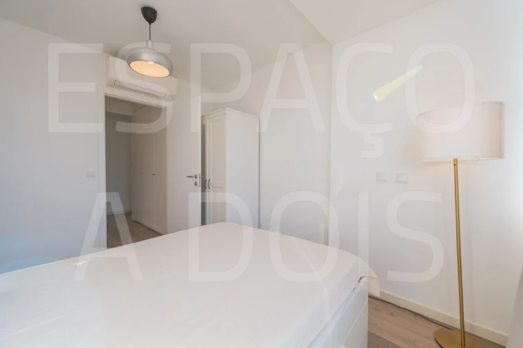 Apartamento T4 para Arrendamento em Arroios Foto 39