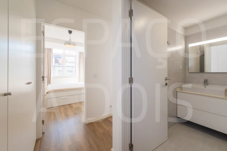 Apartamento T4 para Arrendamento em Arroios Foto 42