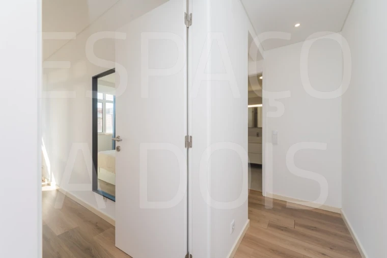 Apartamento T4 para Arrendamento em Arroios Foto 45