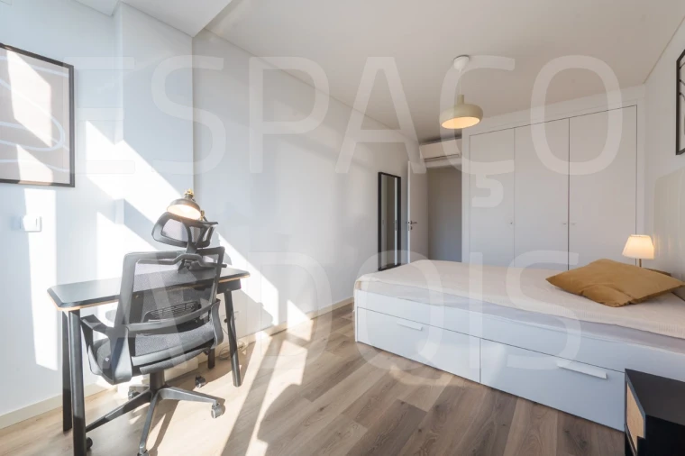 Apartamento T4 para Arrendamento em Arroios Foto 49