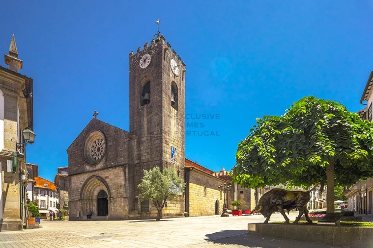 Moradia T4 para Venda em Correlhã Foto 17