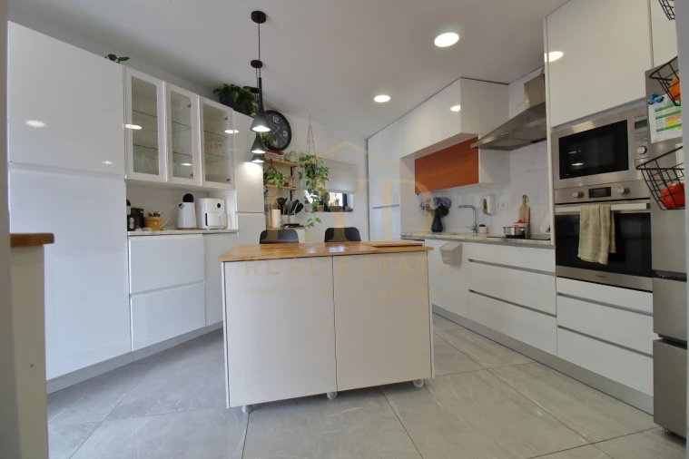 Moradia T3 para Venda em Rio Tinto Foto 3