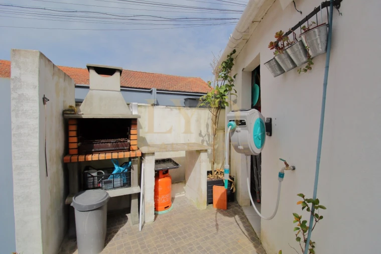 Moradia T3 para Venda em Rio Tinto Foto 16