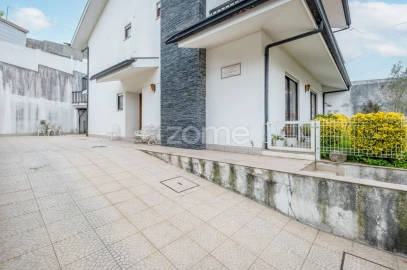 Moradia T3 para Venda em Gondomar (São Cosme), Valbom e Jovim