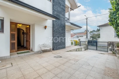 Moradia T3 para Venda em Gondomar (São Cosme), Valbom e Jovim