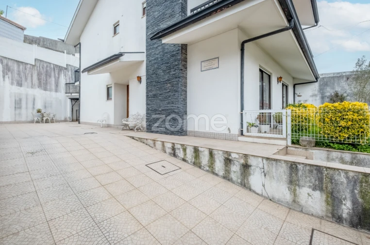 Moradia T3 para Venda em Gondomar (São Cosme), Valbom e Jovim Foto 2