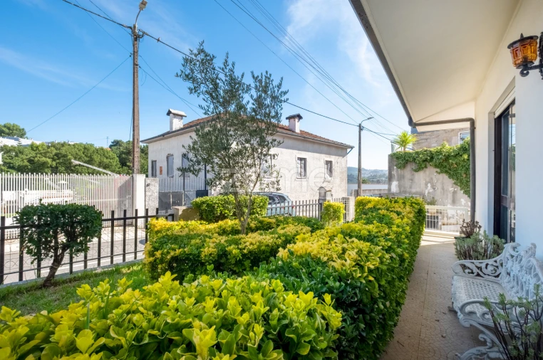 Moradia T3 para Venda em Gondomar (São Cosme), Valbom e Jovim Foto 49