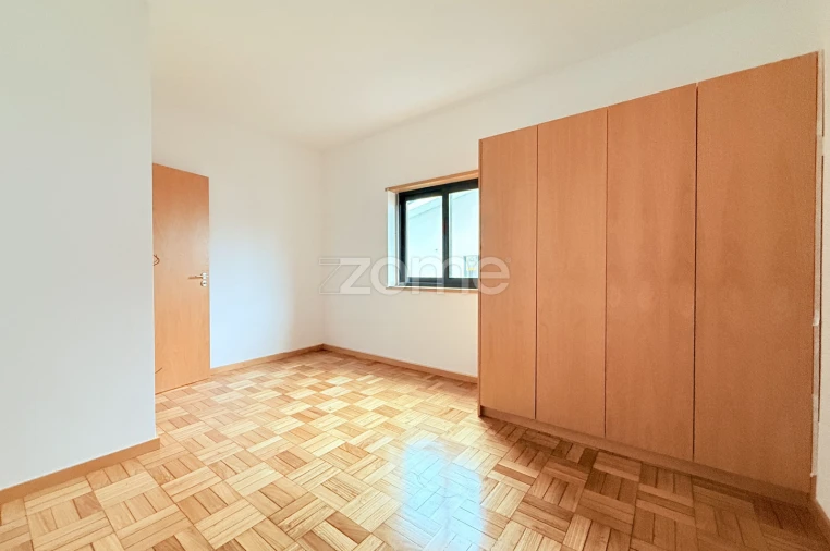 Moradia T3 para Venda em Carreira e Bente Foto 16