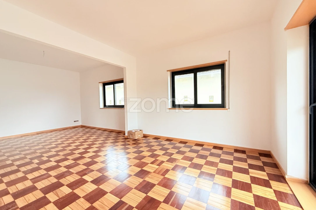 Moradia T3 para Venda em Carreira e Bente Foto 8