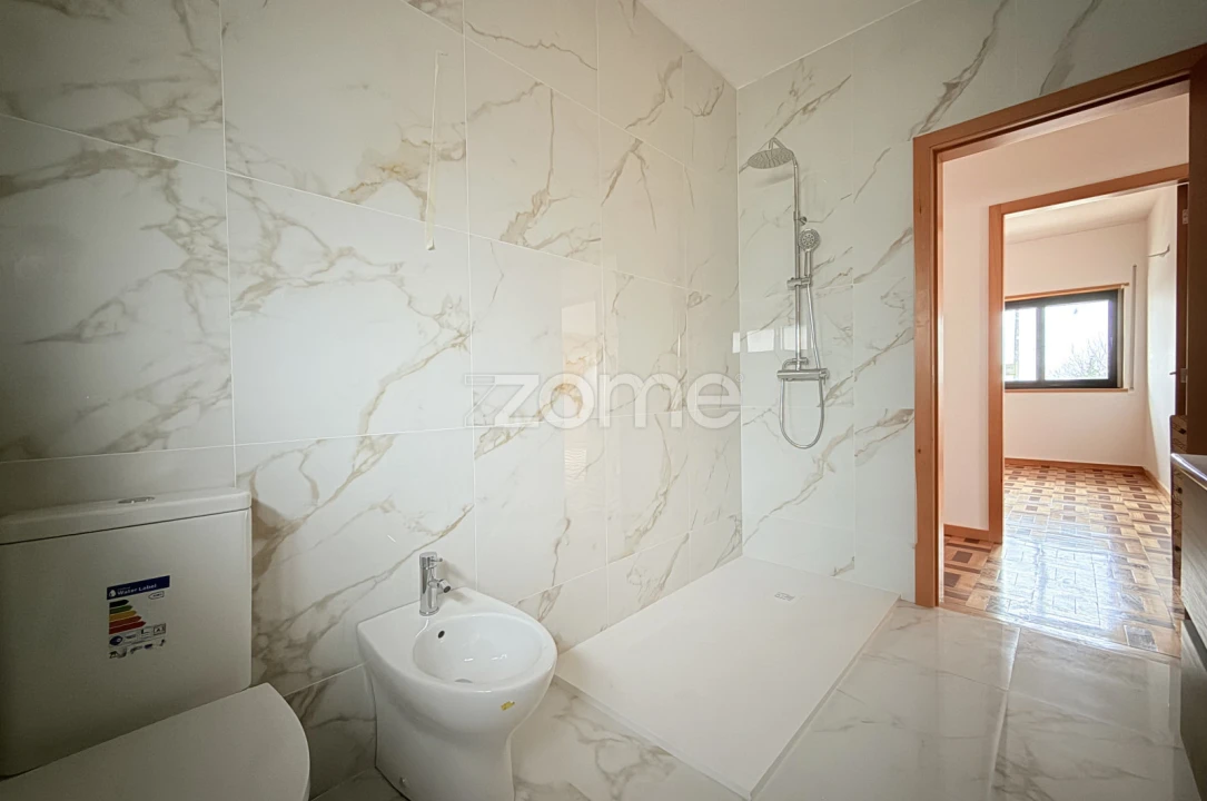 Moradia T3 para Venda em Carreira e Bente Foto 26