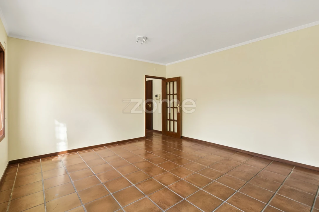 Apartamento T1 para Venda em Canidelo Foto 7