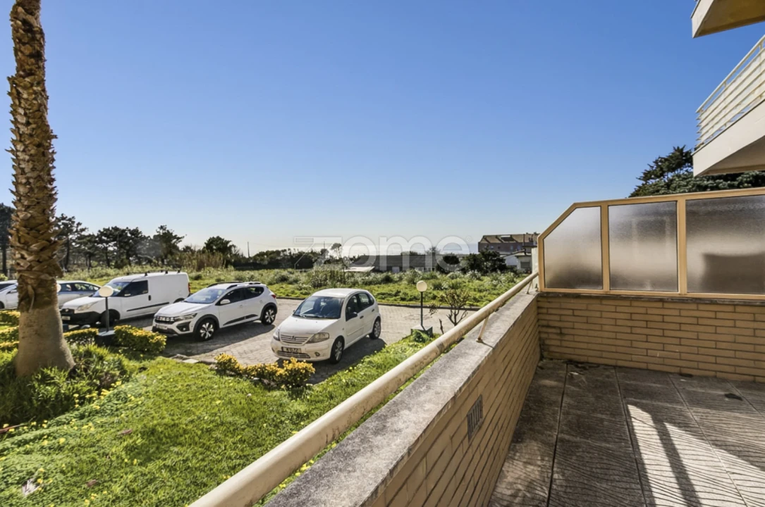 Apartamento T1 para Venda em Canidelo Foto 3