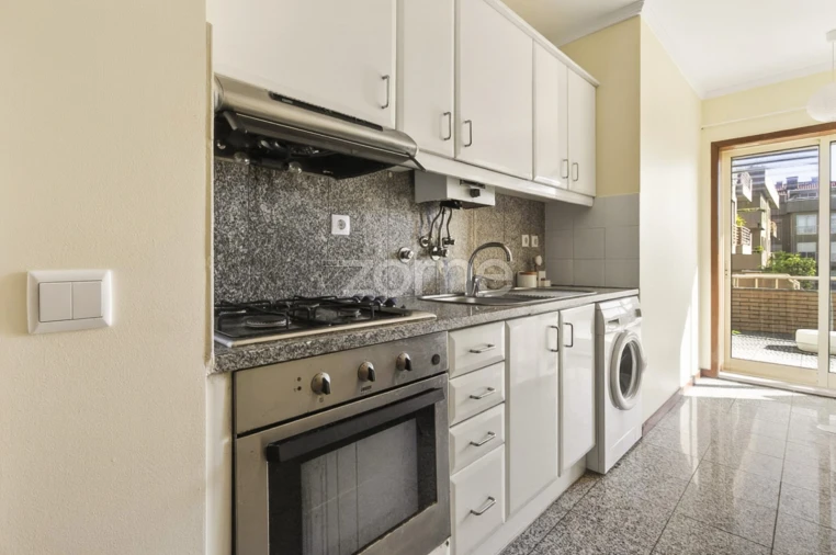 Apartamento T1 para Venda em Canidelo Foto 9