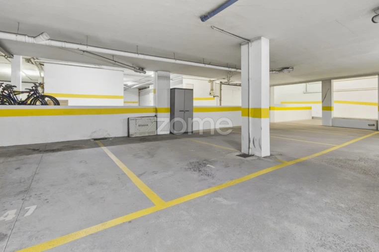 Apartamento T1 para Venda em Canidelo Foto 20