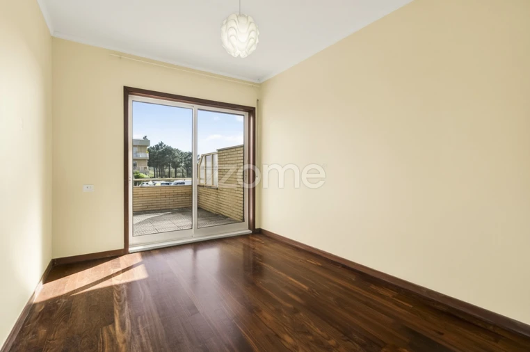 Apartamento T1 para Venda em Canidelo Foto 11