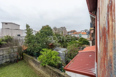 Moradia T3 para Venda em Mafamude e Vilar do Paraíso