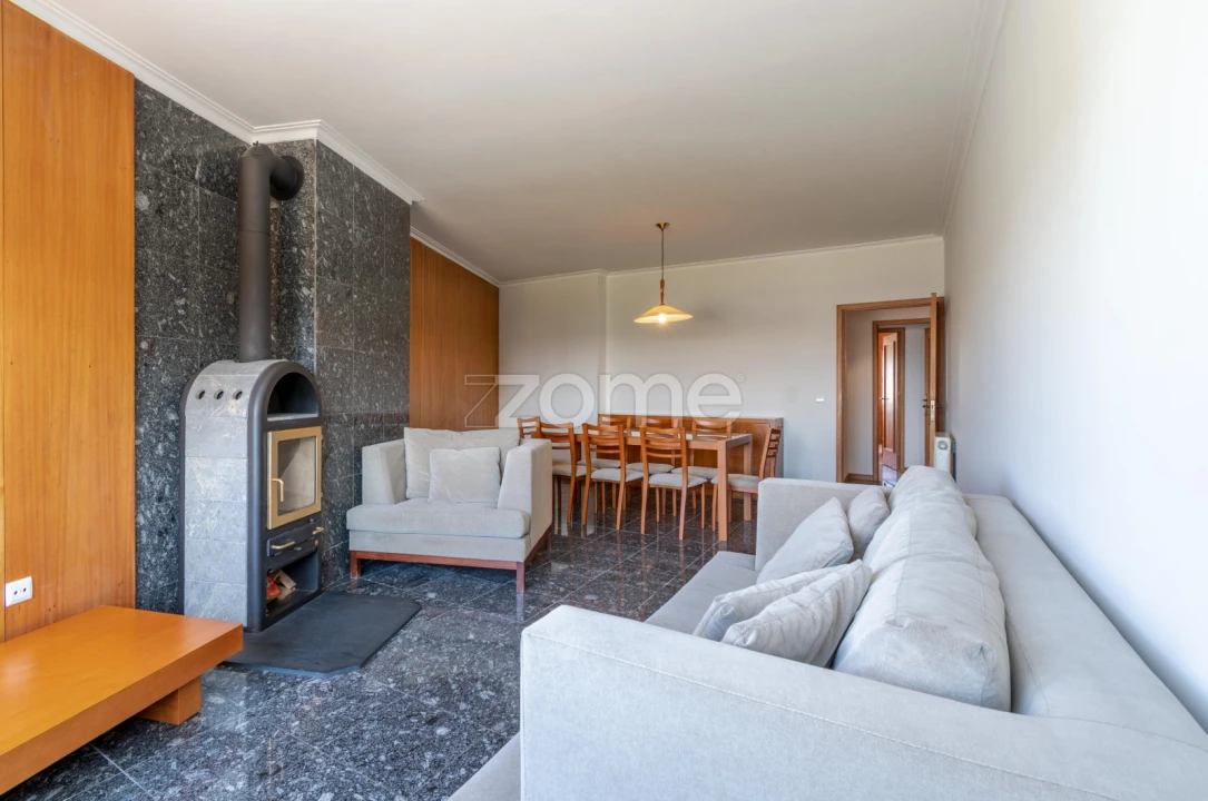 Apartamento T2 para Arrendamento em Cidade da Maia Foto 9