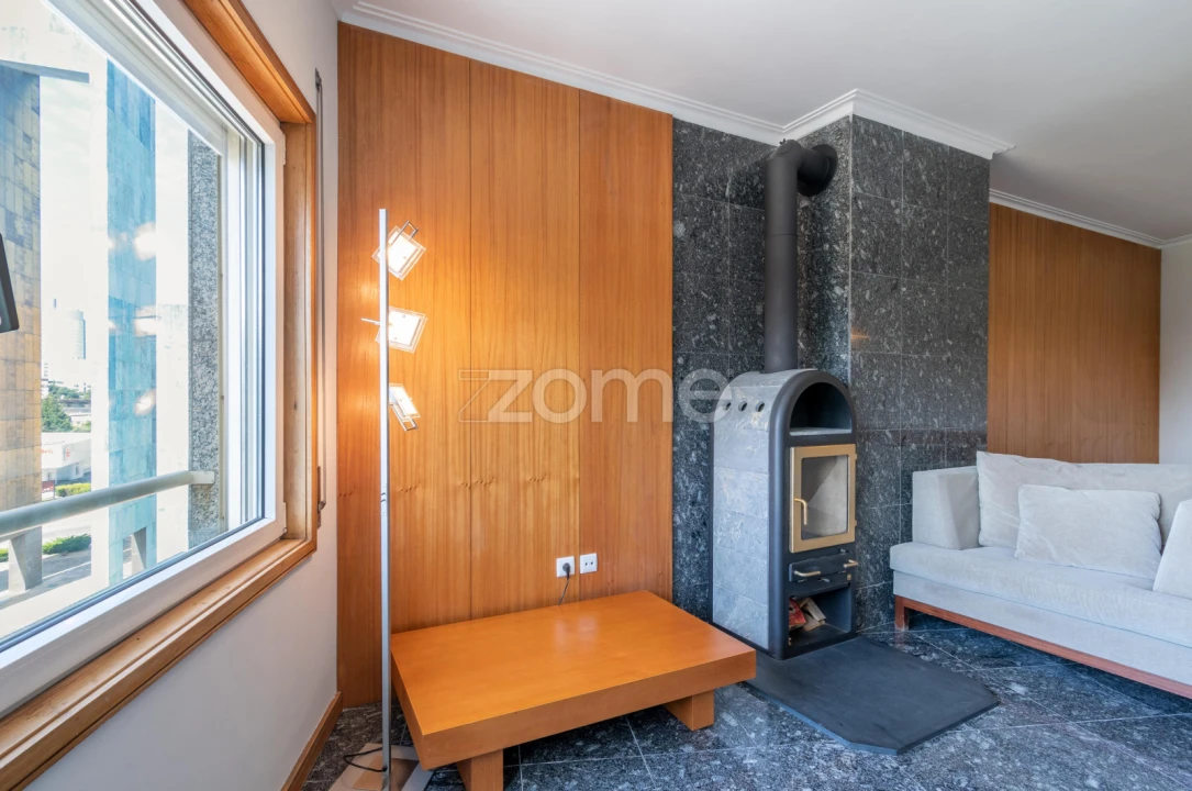 Apartamento T2 para Arrendamento em Cidade da Maia Foto 11