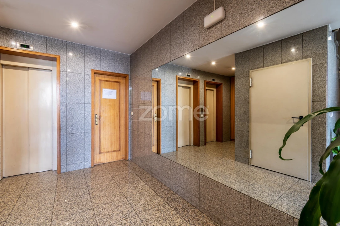 Apartamento T2 para Arrendamento em Cidade da Maia Foto 26