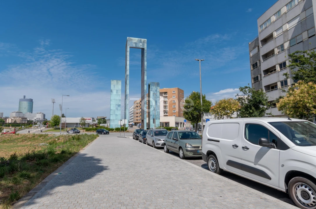 Apartamento T2 para Arrendamento em Cidade da Maia Foto 31